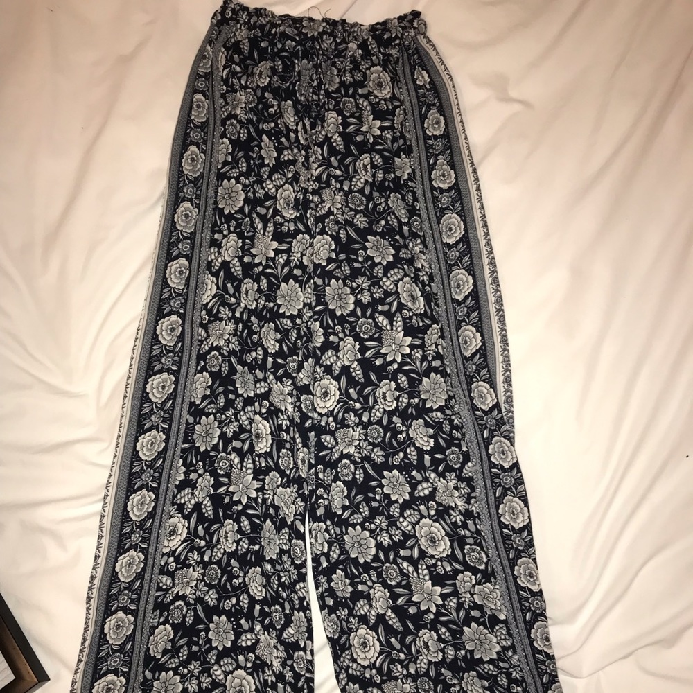 AE flowy pants